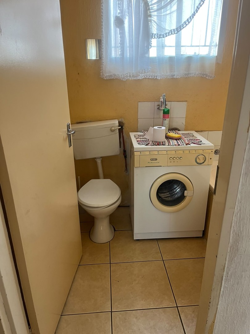 2 Bedroom Property for Sale in Roodekop Gauteng