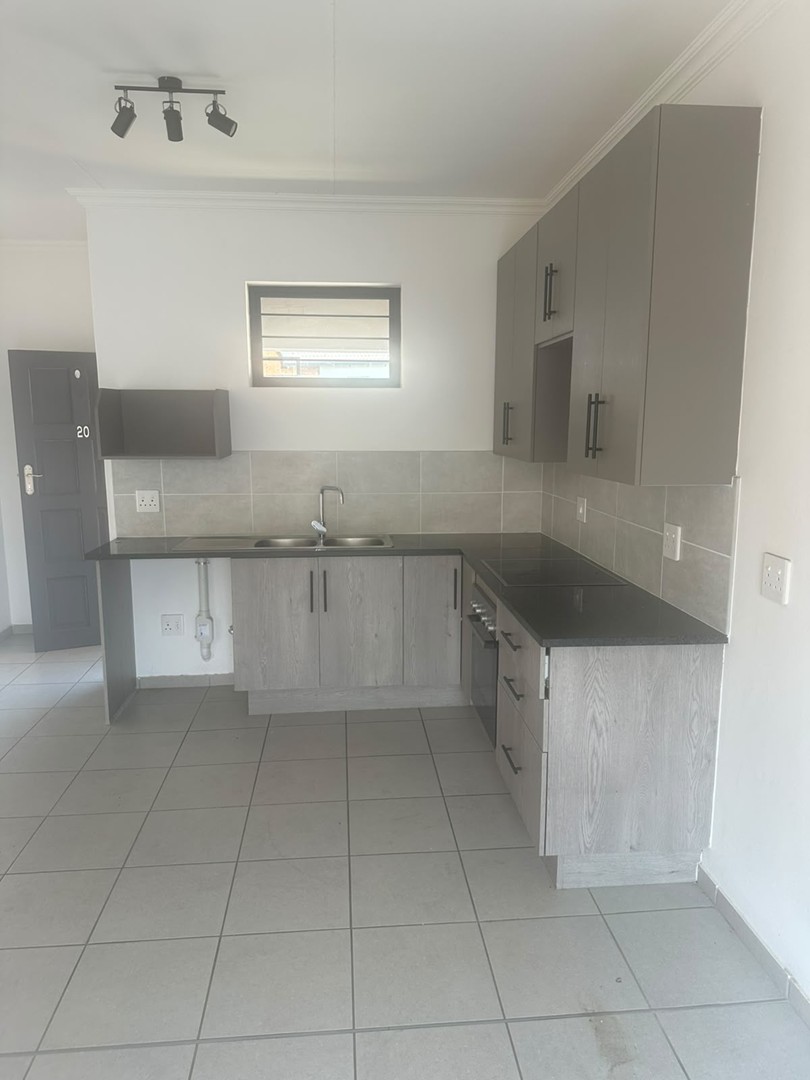 To Let 2 Bedroom Property for Rent in Theresa Park Gauteng