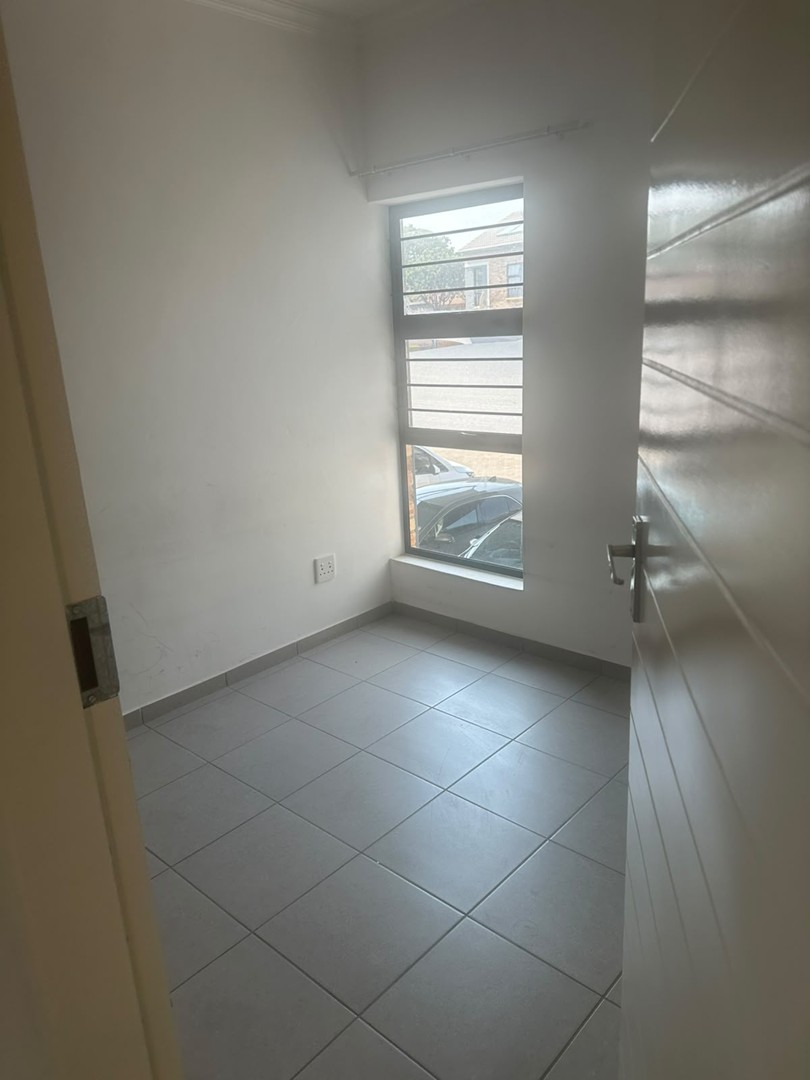 To Let 2 Bedroom Property for Rent in Theresa Park Gauteng