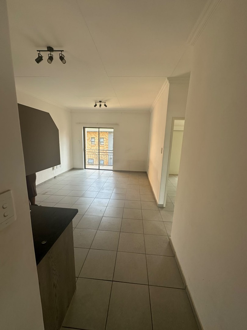 To Let 2 Bedroom Property for Rent in Theresa Park Gauteng