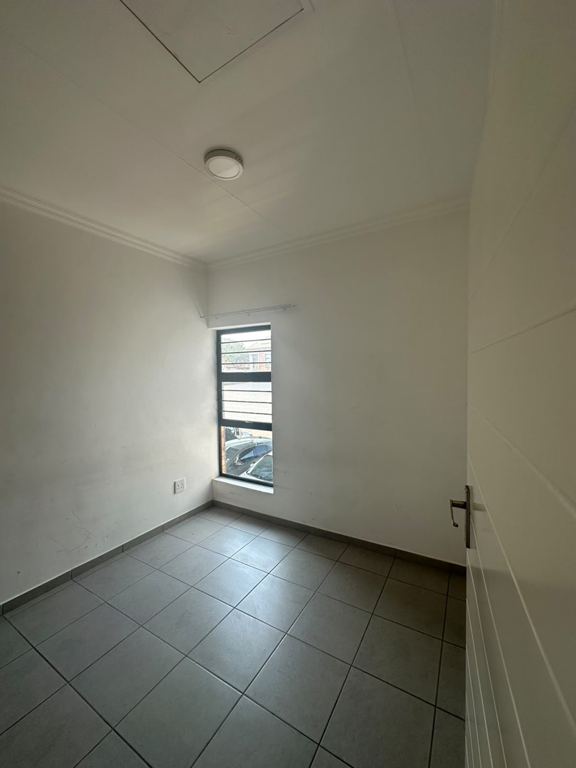 To Let 2 Bedroom Property for Rent in Theresa Park Gauteng