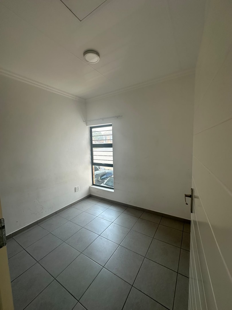 To Let 2 Bedroom Property for Rent in Theresa Park Gauteng