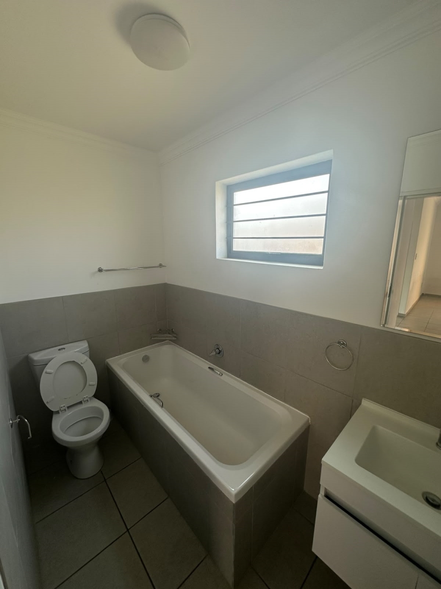 To Let 2 Bedroom Property for Rent in Theresa Park Gauteng