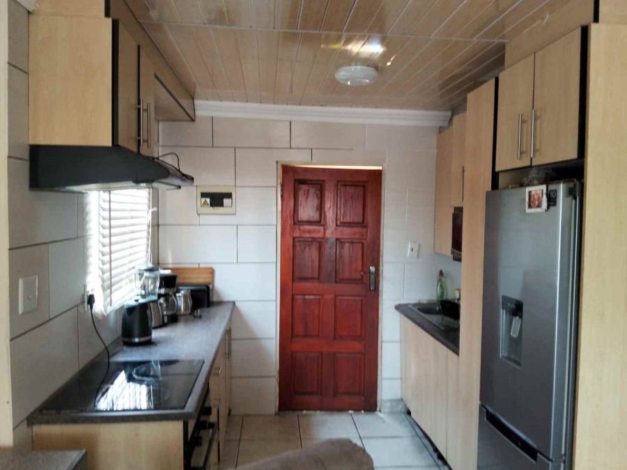 3 Bedroom Property for Sale in Mahube Valley Gauteng