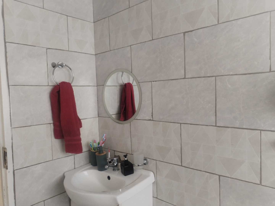 3 Bedroom Property for Sale in Mahube Valley Gauteng