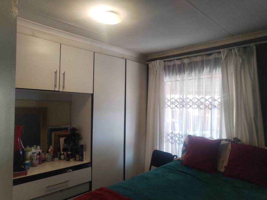 3 Bedroom Property for Sale in Mahube Valley Gauteng