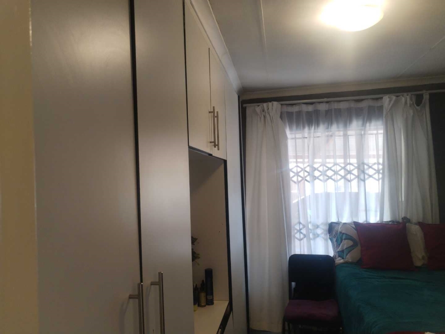 3 Bedroom Property for Sale in Mahube Valley Gauteng