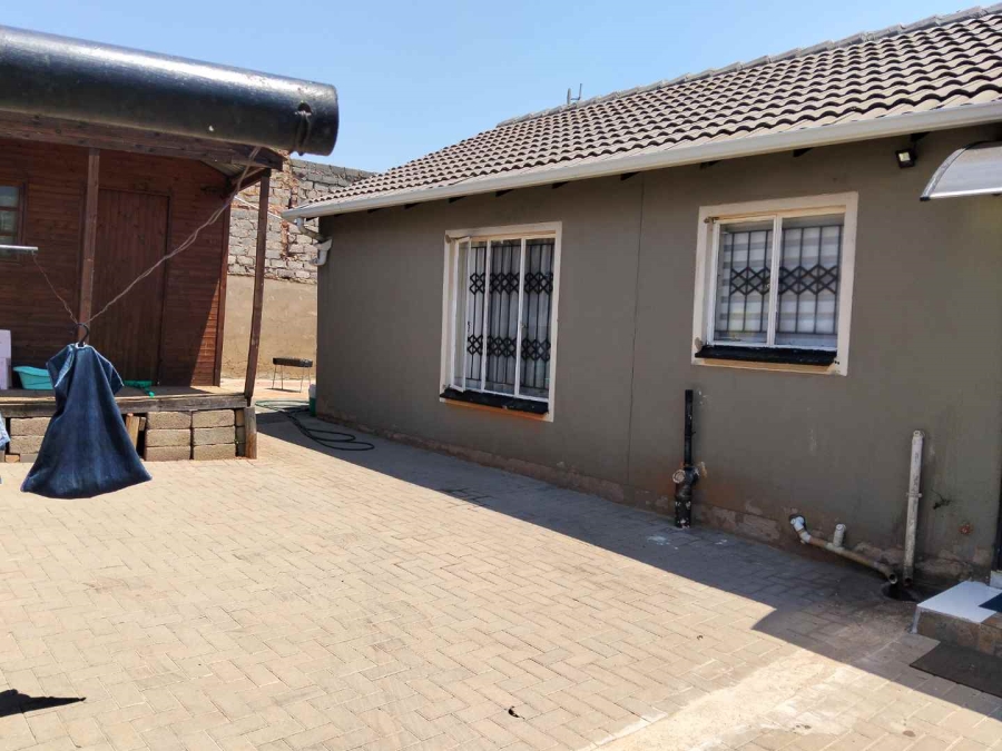 3 Bedroom Property for Sale in Mahube Valley Gauteng