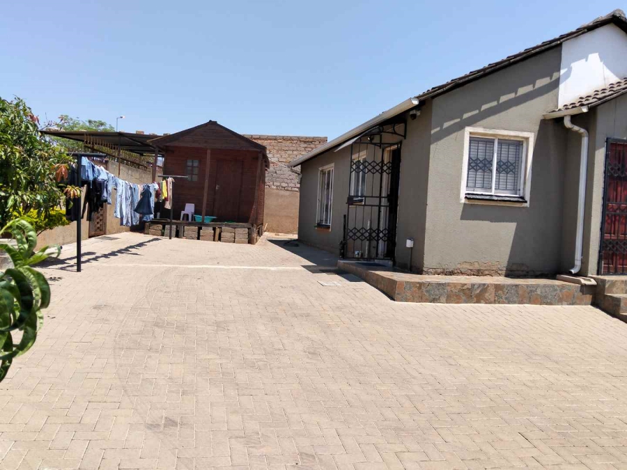 3 Bedroom Property for Sale in Mahube Valley Gauteng