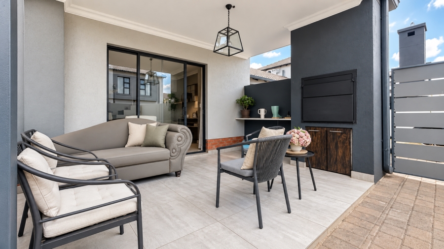 3 Bedroom Property for Sale in Equestria Gauteng