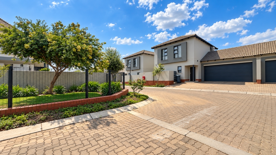 3 Bedroom Property for Sale in Equestria Gauteng