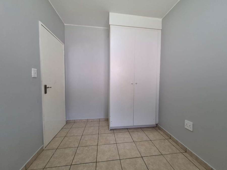 2 Bedroom Property for Sale in Edenvale Gauteng