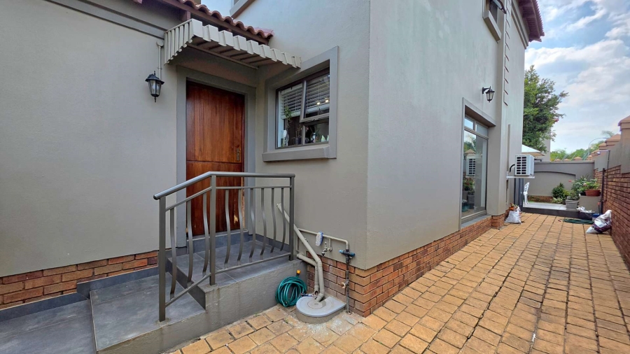 3 Bedroom Property for Sale in Meyersdal Gauteng