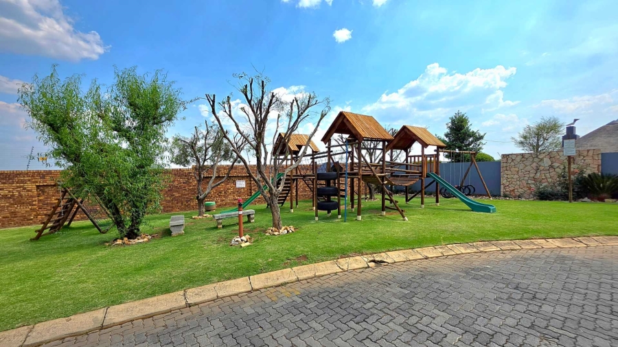 3 Bedroom Property for Sale in Meyersdal Gauteng