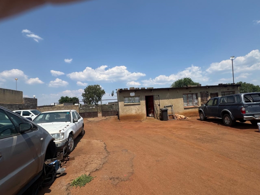 Commercial Property for Sale in Vosloorus Gauteng