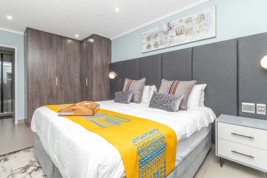 To Let 2 Bedroom Property for Rent in Hurlingham Gauteng