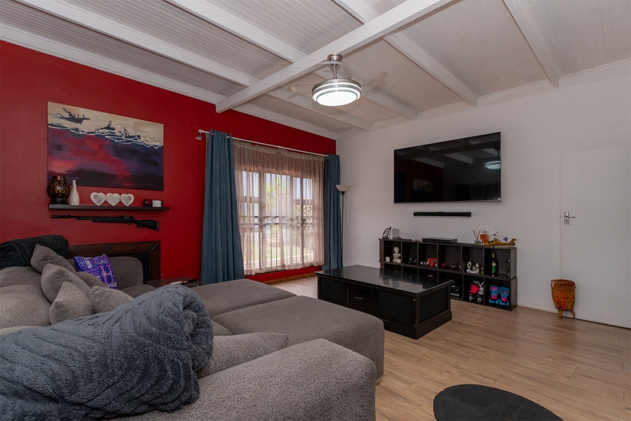 4 Bedroom Property for Sale in Norkem Park Gauteng