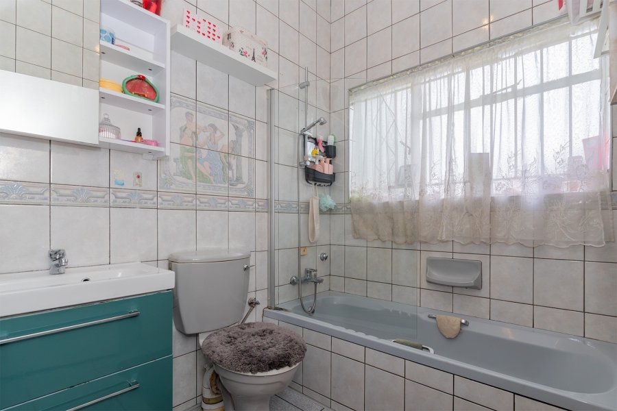 4 Bedroom Property for Sale in Norkem Park Gauteng