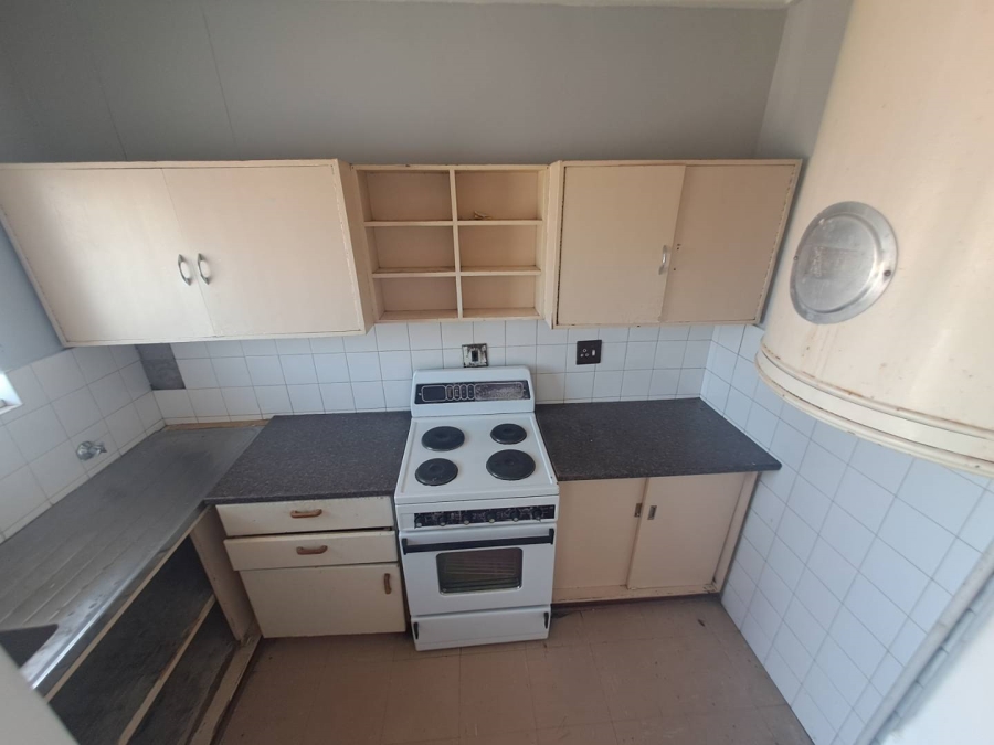 1 Bedroom Property for Sale in Silverton Gauteng