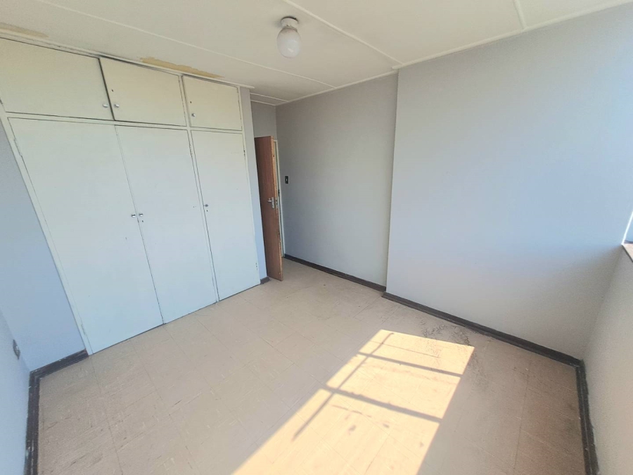 1 Bedroom Property for Sale in Silverton Gauteng