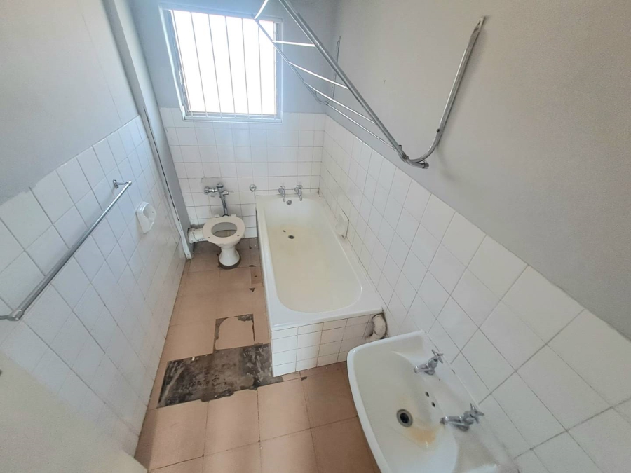 1 Bedroom Property for Sale in Silverton Gauteng