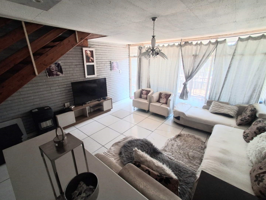 3 Bedroom Property for Sale in Proclamation Hill Gauteng