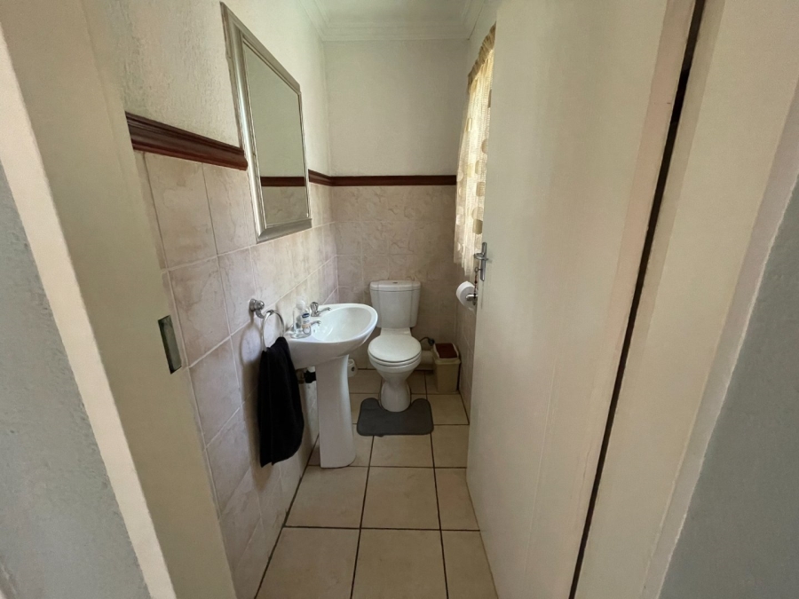 To Let 3 Bedroom Property for Rent in La Montagne Gauteng