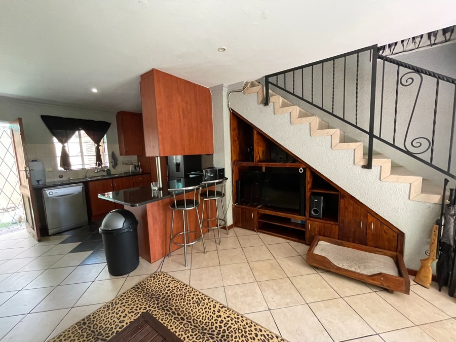 To Let 3 Bedroom Property for Rent in La Montagne Gauteng