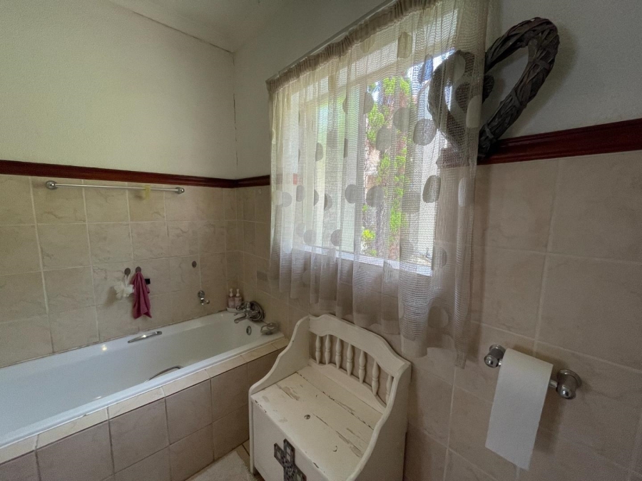 To Let 3 Bedroom Property for Rent in La Montagne Gauteng