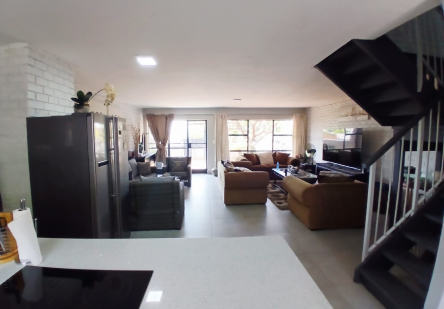 3 Bedroom Property for Sale in Sinoville Gauteng