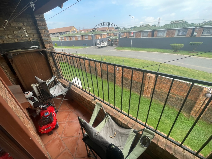 2 Bedroom Property for Sale in Edleen Gauteng