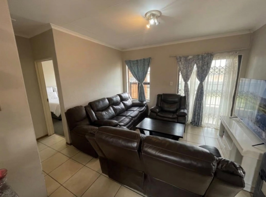 2 Bedroom Property for Sale in Edleen Gauteng