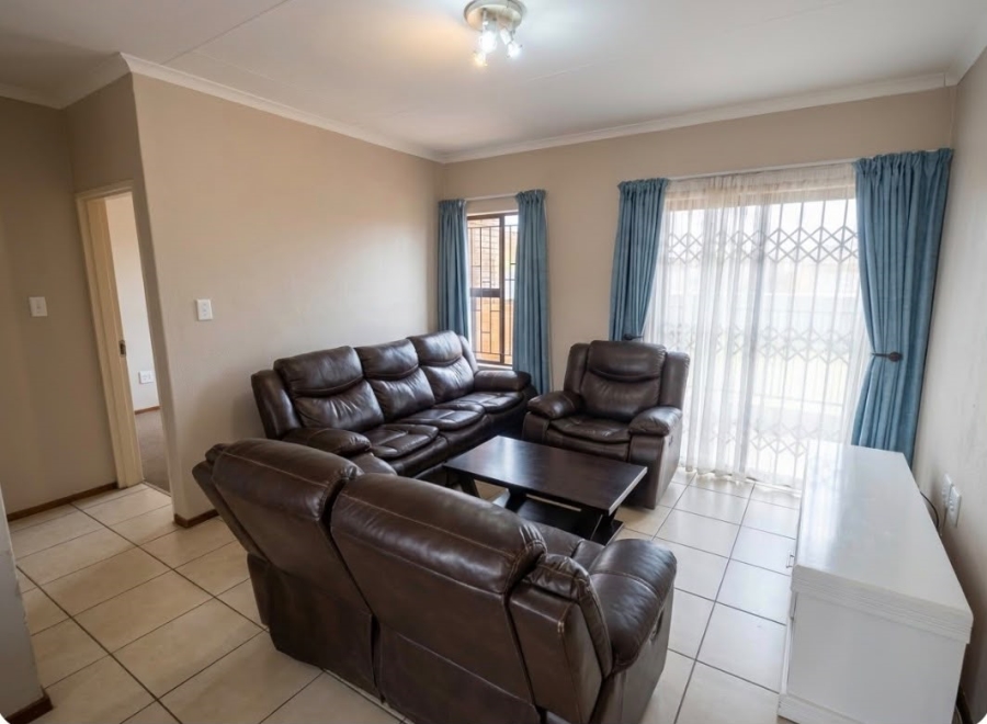 2 Bedroom Property for Sale in Edleen Gauteng
