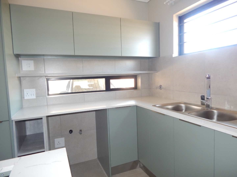 To Let 3 Bedroom Property for Rent in Lion Pride Gauteng