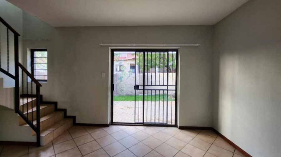 2 Bedroom Property for Sale in Halfway Gardens Gauteng