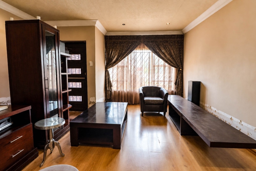 4 Bedroom Property for Sale in Country View Gauteng