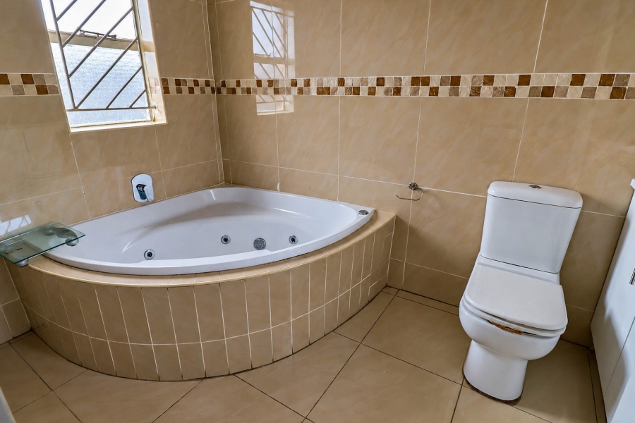 4 Bedroom Property for Sale in Country View Gauteng