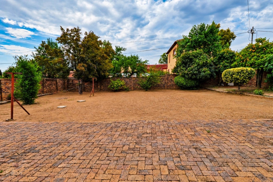 4 Bedroom Property for Sale in Country View Gauteng