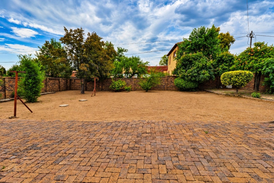 4 Bedroom Property for Sale in Country View Gauteng