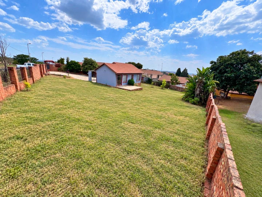 6 Bedroom Property for Sale in Soshanguve M Gauteng