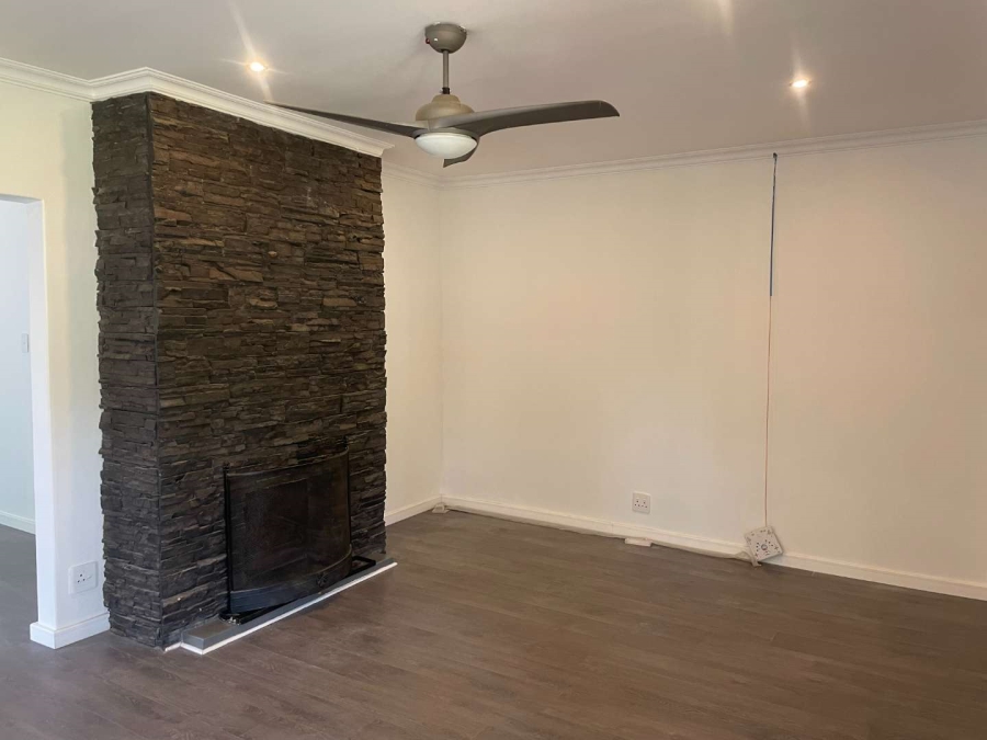 To Let 3 Bedroom Property for Rent in Meadowbrook Gauteng