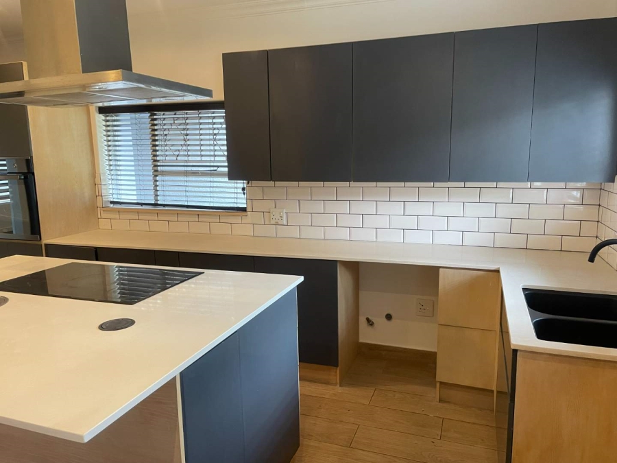 To Let 3 Bedroom Property for Rent in Meadowbrook Gauteng
