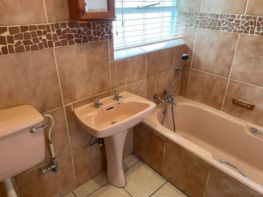 To Let 3 Bedroom Property for Rent in Meadowbrook Gauteng