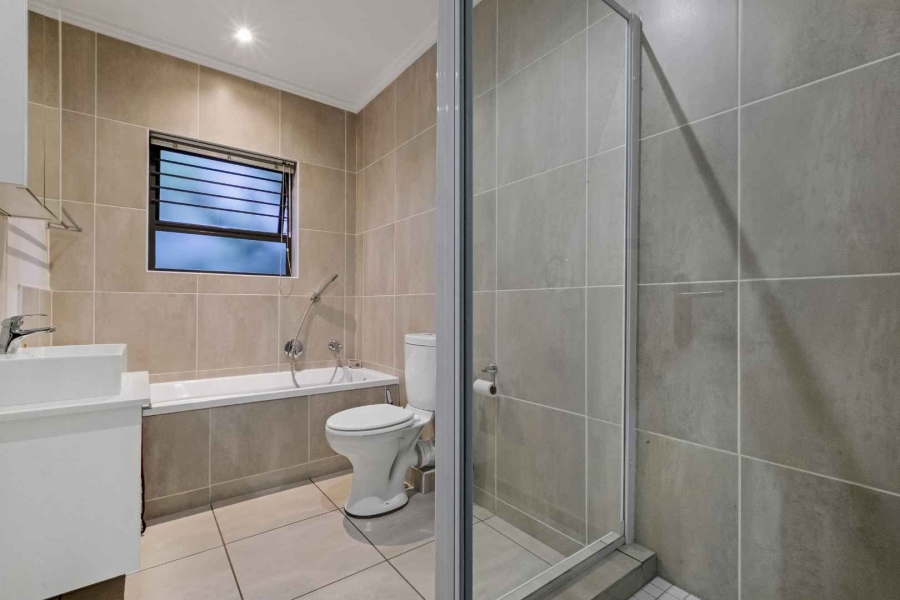 To Let 3 Bedroom Property for Rent in Lonehill Gauteng