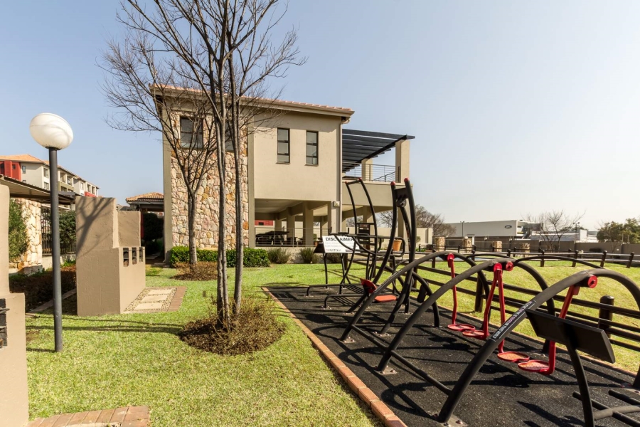 To Let 3 Bedroom Property for Rent in Lonehill Gauteng