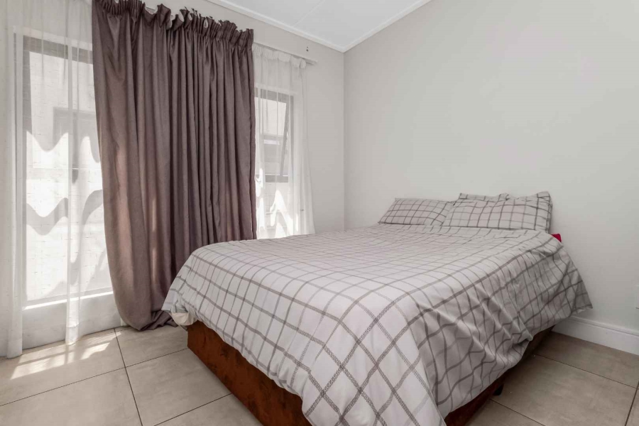 To Let 3 Bedroom Property for Rent in Waterfall Gauteng