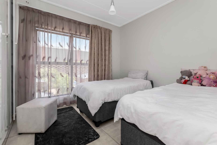 To Let 3 Bedroom Property for Rent in Waterfall Gauteng