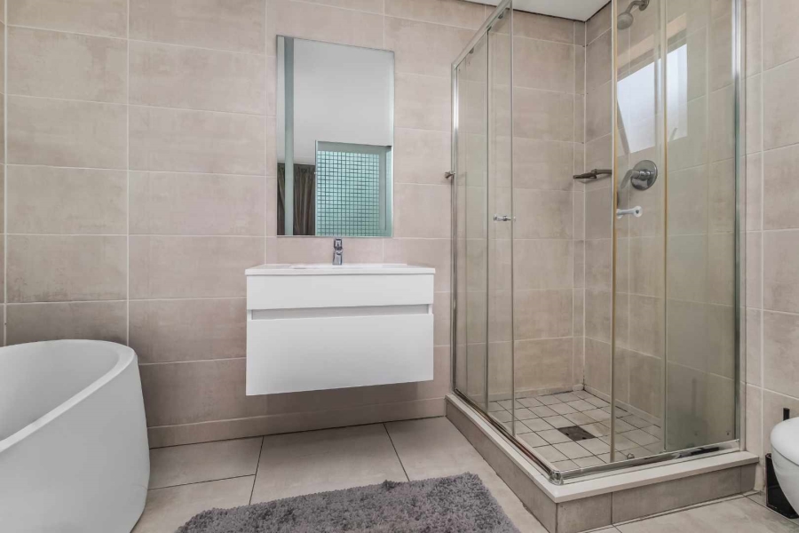 To Let 3 Bedroom Property for Rent in Waterfall Gauteng