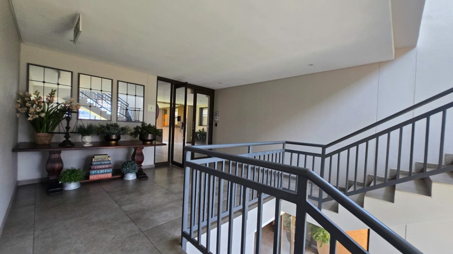 To Let 2 Bedroom Property for Rent in Ferndale Gauteng