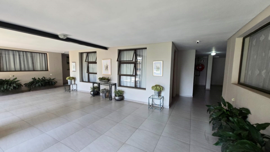 To Let 2 Bedroom Property for Rent in Ferndale Gauteng